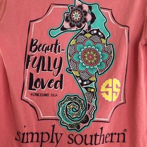 Simply southern tshirt size small pink